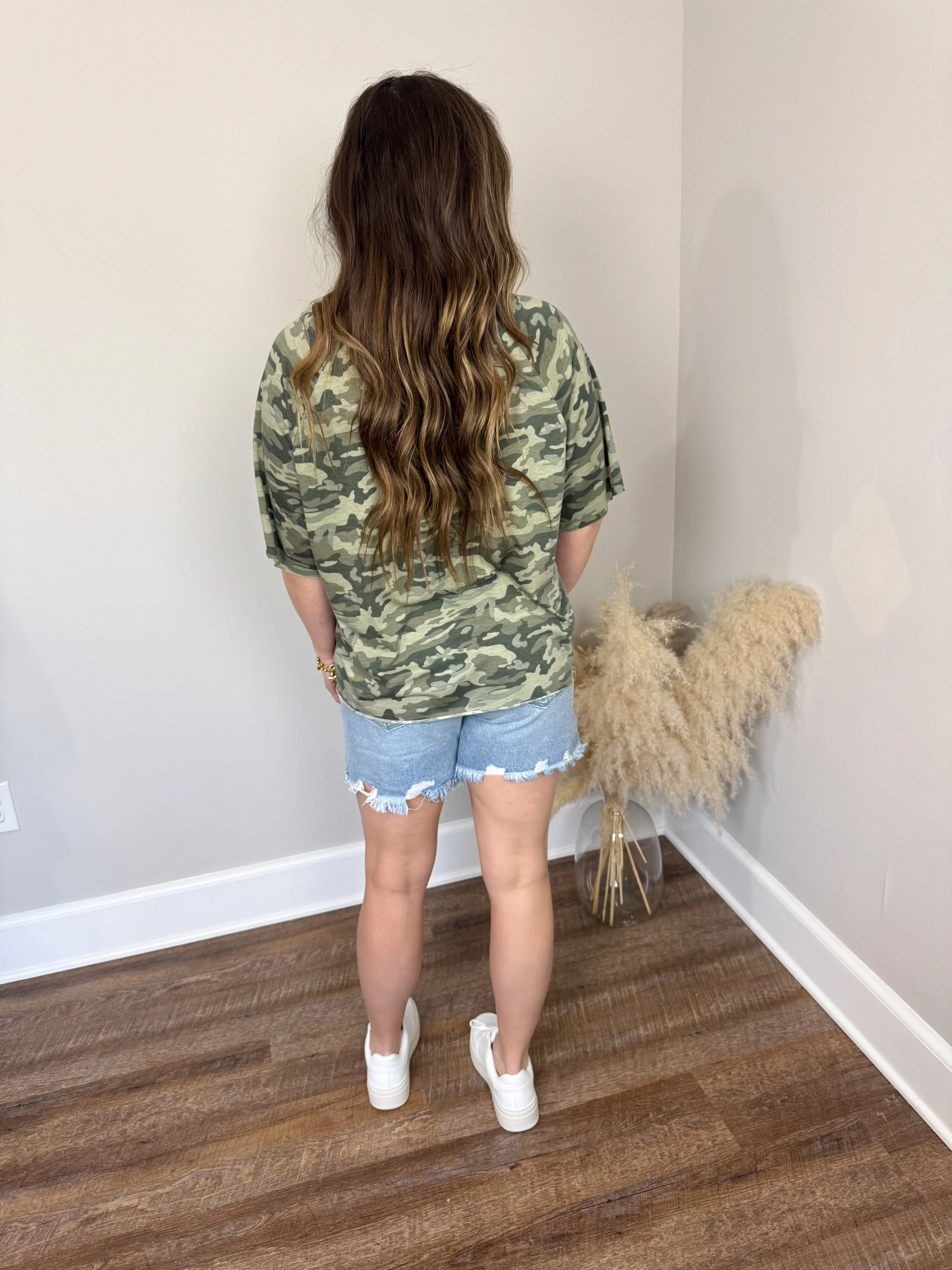 Mica Boyfriend Midi Shorts