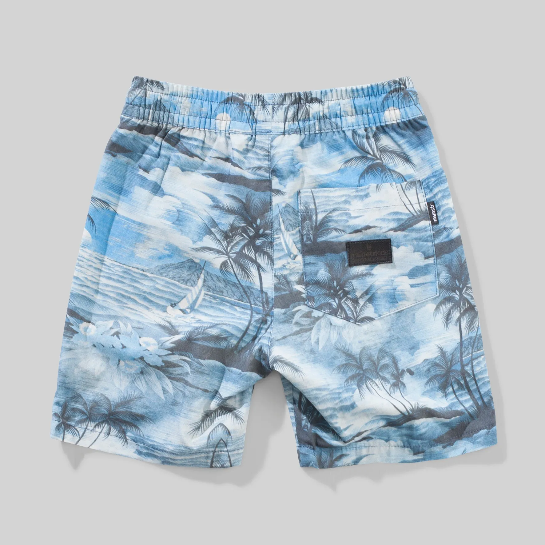OASIS WALK SHORT